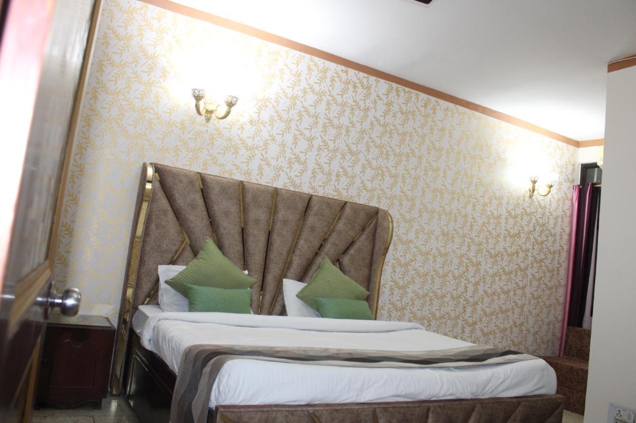Awasthi Kozi Stays B&B - Closest To Vfs New Delhi Exteriör bild