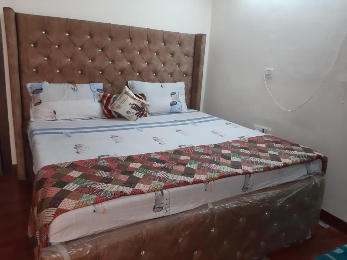 Awasthi Kozi Stays B&B - Closest To Vfs New Delhi Exteriör bild