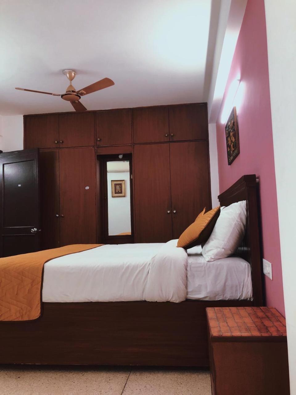 Awasthi Kozi Stays B&B - Closest To Vfs New Delhi Exteriör bild
